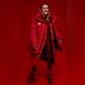 LULULEMON Sz XL 2022 Team Canada Olympic Games Feather Filled NEW WITH TAGS